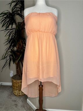 Strapless High-Low Dress in Peach